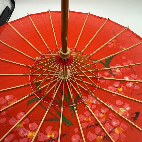 Red Asian Parasol Umbrella Cherry Blossom Bamboo Handle handprinted lot of 2 - Picture 4 of 9